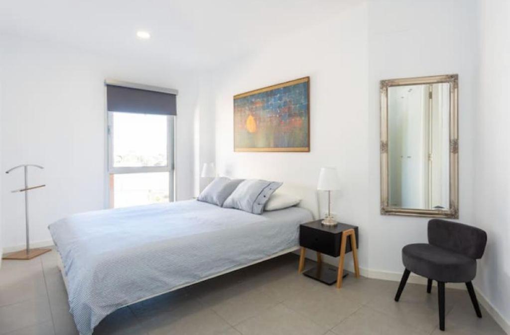 Modern Seafront Flat With A Private Garage Daire El Médano Dış mekan fotoğraf