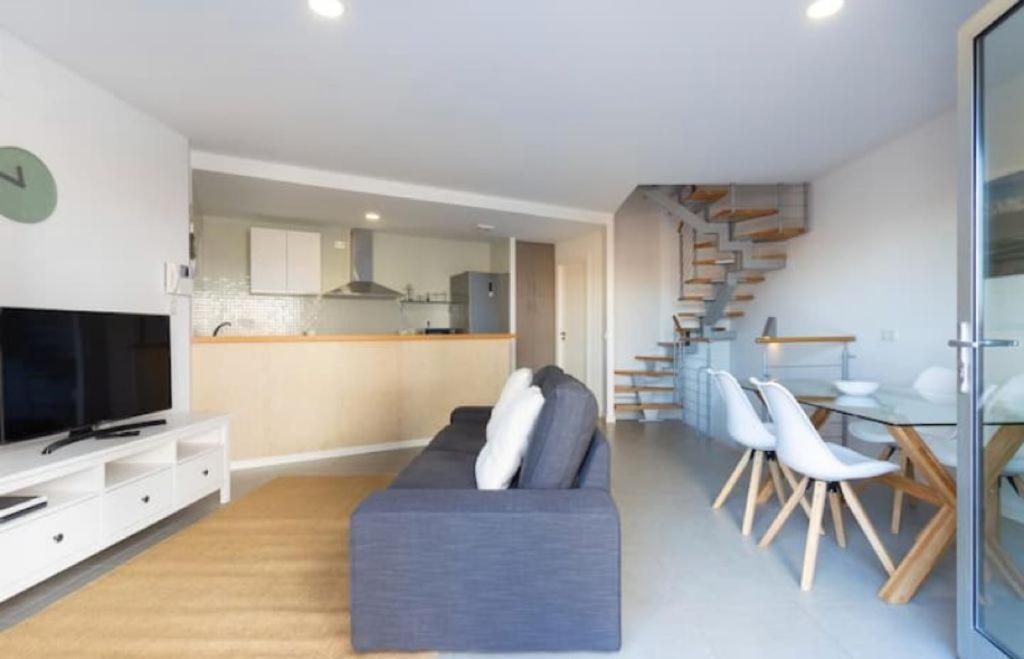 Modern Seafront Flat With A Private Garage Daire El Médano Dış mekan fotoğraf