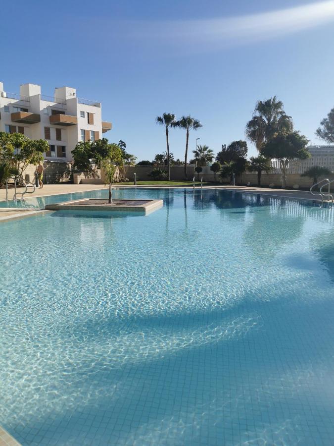 Modern Seafront Flat With A Private Garage Daire El Médano Dış mekan fotoğraf